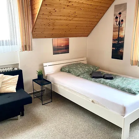 Haus Apfelwiese * Friedrichshafen